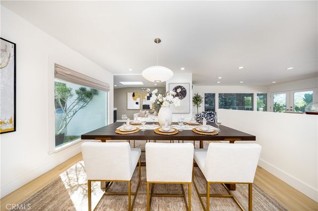 4011 Farmouth, Los Angeles, CA 90027