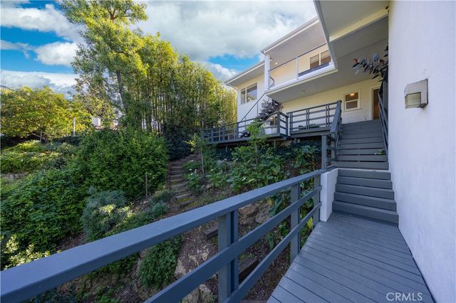 4011 Farmouth, Los Angeles, CA 90027