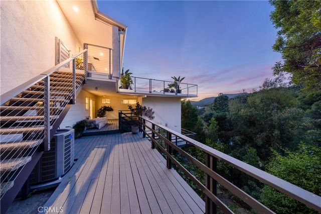 4011 Farmouth, Los Angeles, CA 90027