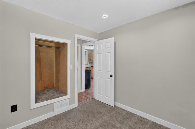 196 W Pitman Avenue, Battle Creek, MI 49017