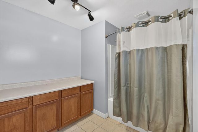 196 W Pitman Avenue, Battle Creek, MI 49017