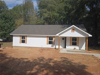 90 Rosewood, Moundville, AL 35474