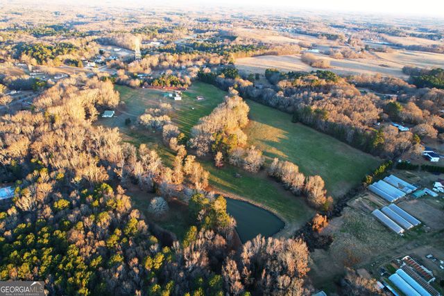 16 HWY 211, Statham, GA 30666