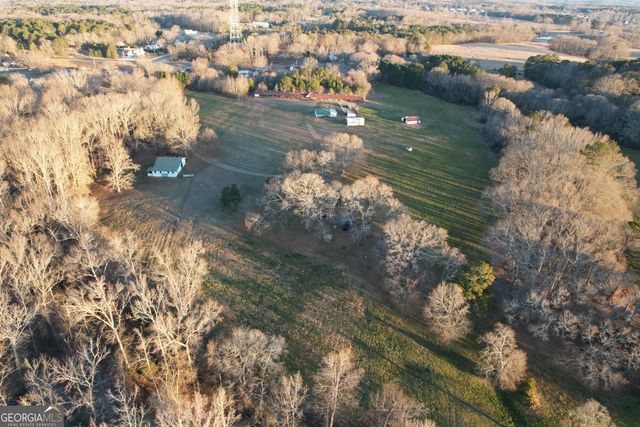 16 HWY 211, Statham, GA 30666