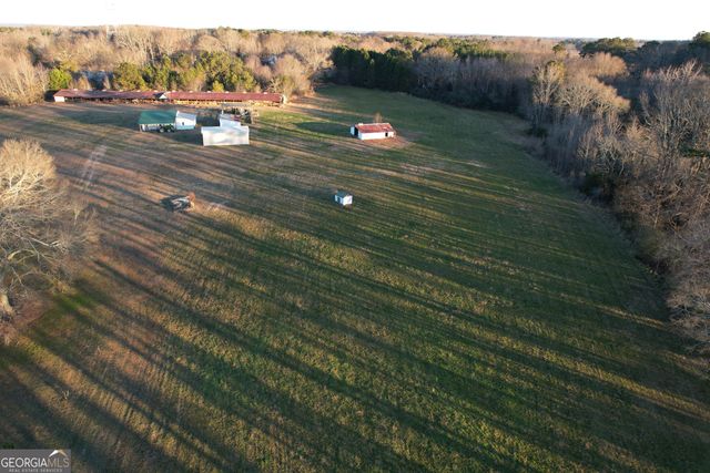 16 HWY 211, Statham, GA 30666