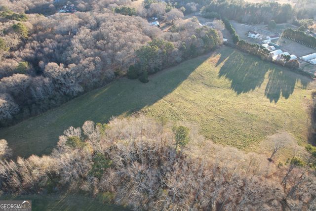 16 HWY 211, Statham, GA 30666