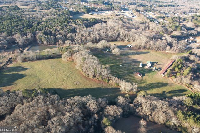 16 HWY 211, Statham, GA 30666