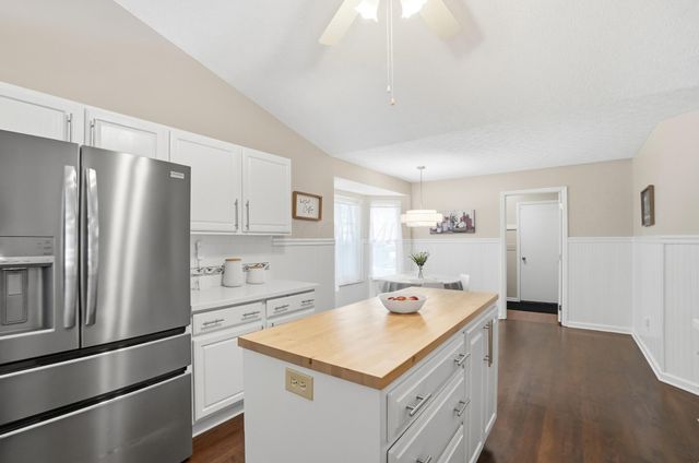 6598 Burbank Place, Westerville, OH 43082
