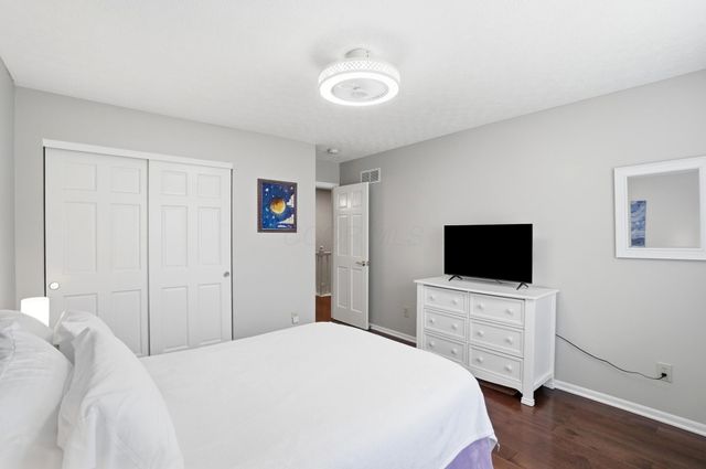 6598 Burbank Place, Westerville, OH 43082