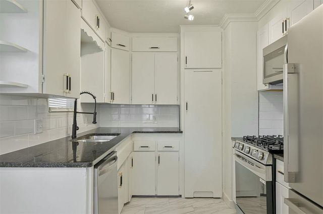 231 Russell Drive, Midwest City, OK 73110