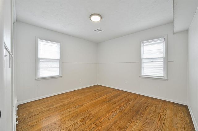 231 Russell Drive, Midwest City, OK 73110