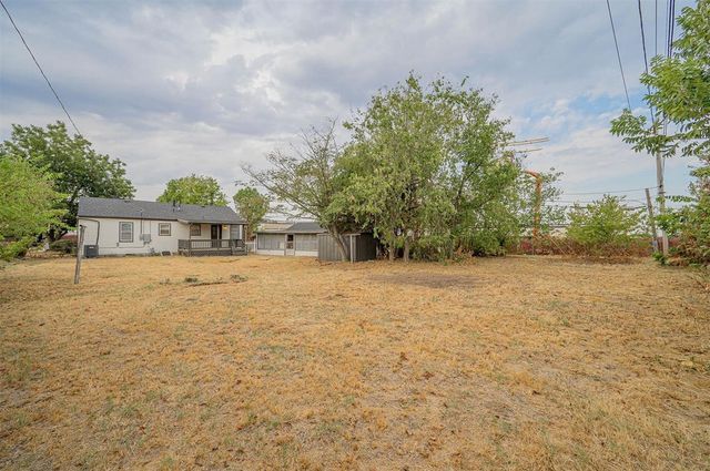 231 Russell Drive, Midwest City, OK 73110