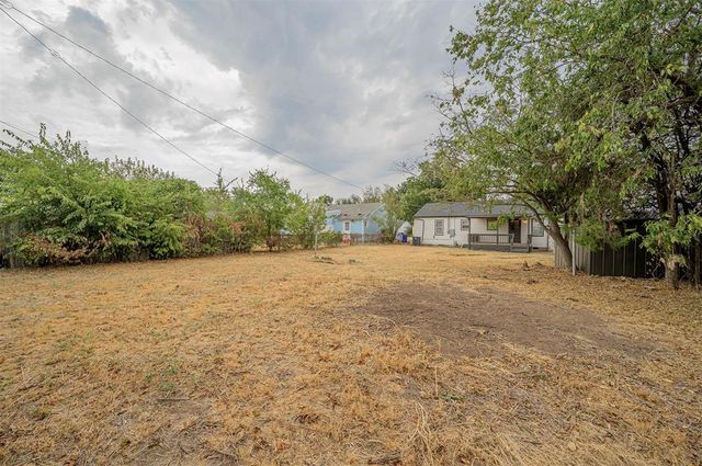 231 Russell Drive, Midwest City, OK 73110