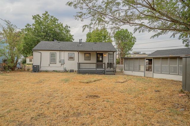 231 Russell Drive, Midwest City, OK 73110