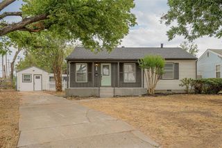 231 Russell Drive, Midwest City, OK 73110