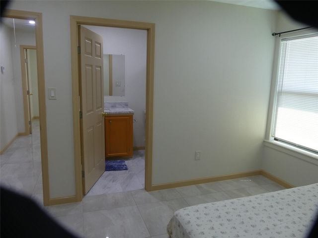 802 Candler Drive, Houston, TX 77037