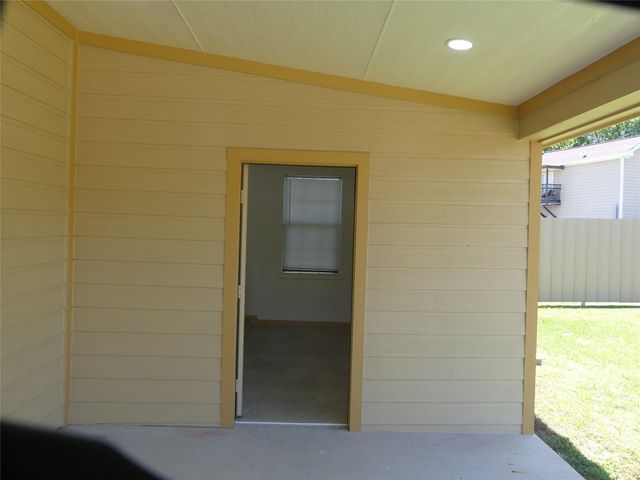 802 Candler Drive, Houston, TX 77037