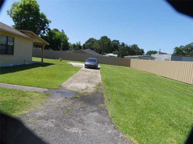 802 Candler Drive, Houston, TX 77037