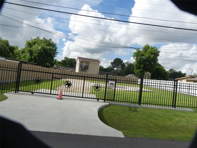 802 Candler Drive, Houston, TX 77037