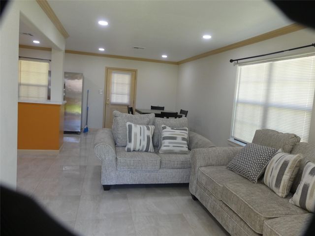 802 Candler Drive, Houston, TX 77037