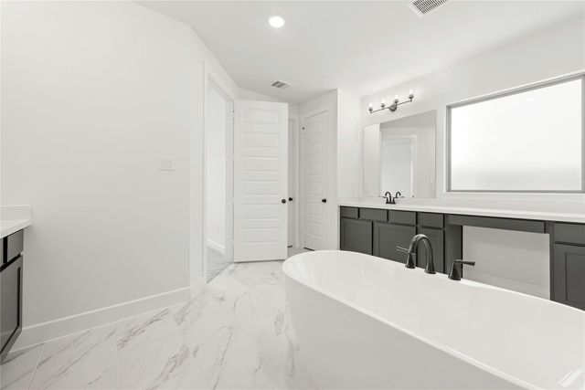 10607 Dina Yellow Drive, Cypress, TX 77433