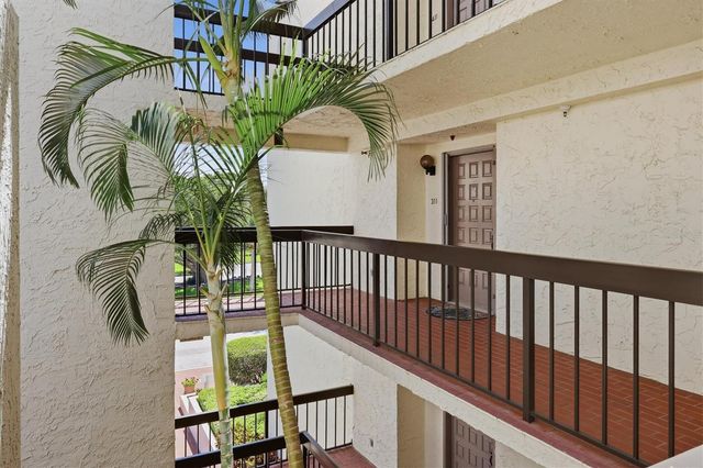 1955 GULF OF MEXICO DR G6-311, Longboat Key, FL 34228