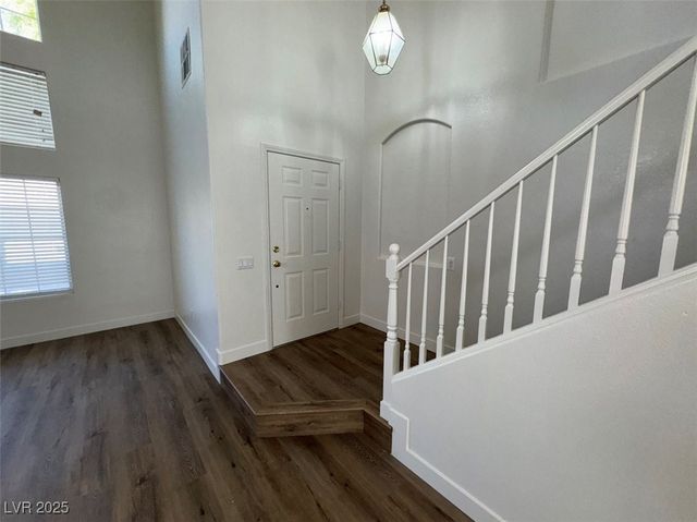 7633 Rainbow Cove Drive, Las Vegas, NV 89131