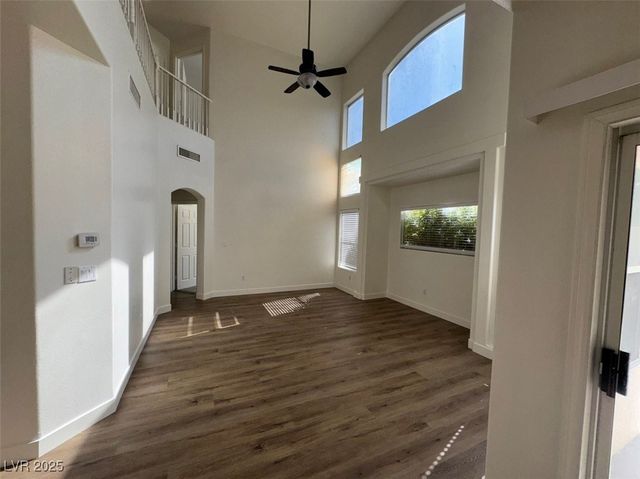 7633 Rainbow Cove Drive, Las Vegas, NV 89131