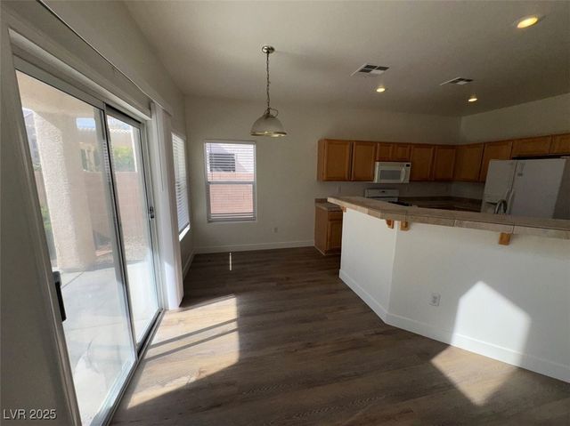 7633 Rainbow Cove Drive, Las Vegas, NV 89131