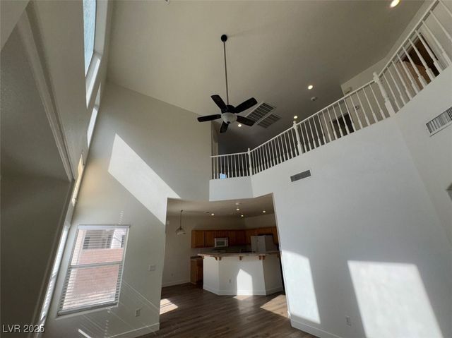 7633 Rainbow Cove Drive, Las Vegas, NV 89131