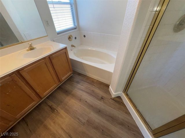 7633 Rainbow Cove Drive, Las Vegas, NV 89131