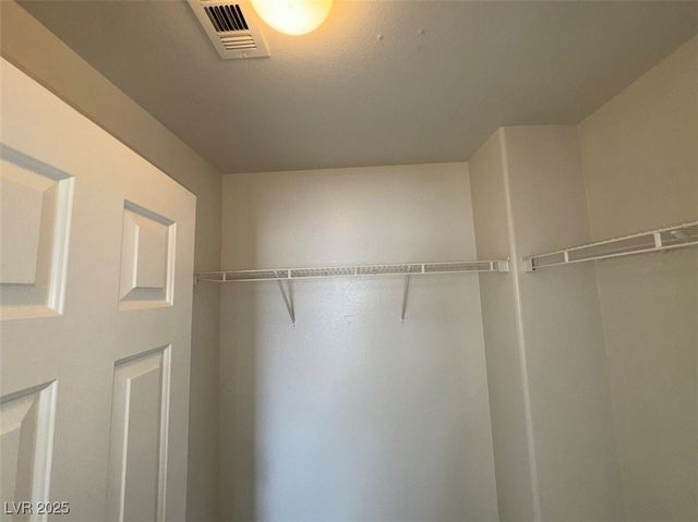 7633 Rainbow Cove Drive, Las Vegas, NV 89131