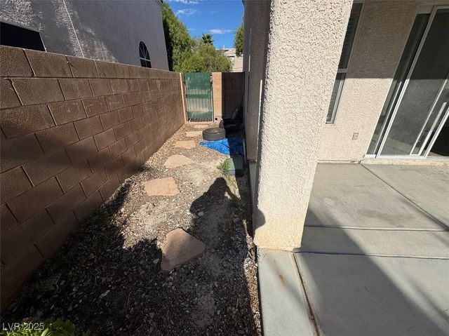 7633 Rainbow Cove Drive, Las Vegas, NV 89131