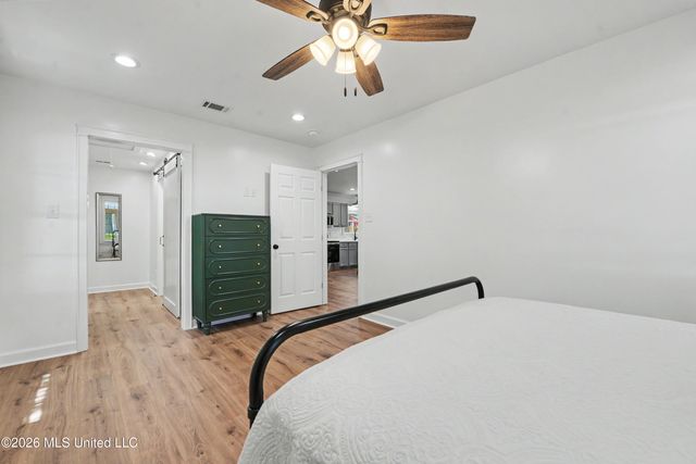 426 Demontluzin Avenue, Bay Saint Louis, MS 39520