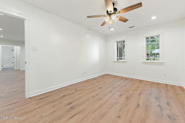 426 Demontluzin Avenue, Bay Saint Louis, MS 39520