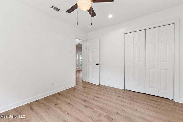 426 Demontluzin Avenue, Bay Saint Louis, MS 39520