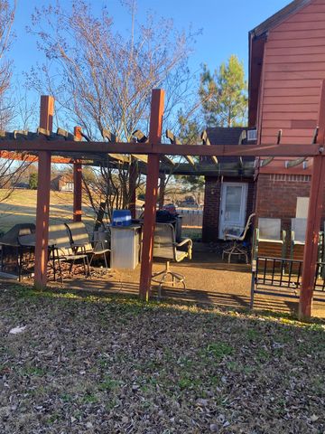 3252 CLUB GROVE CV, Lakeland, TN 38002