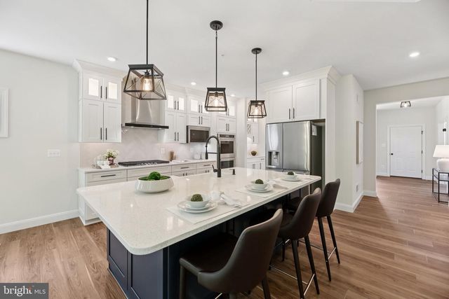 1823 COLT LN, Frederick, MD 21702