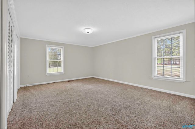 2587 Alfords Bend Road, Hokes Bluff, AL 35903