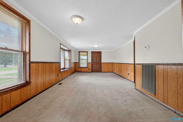 2587 Alfords Bend Road, Hokes Bluff, AL 35903