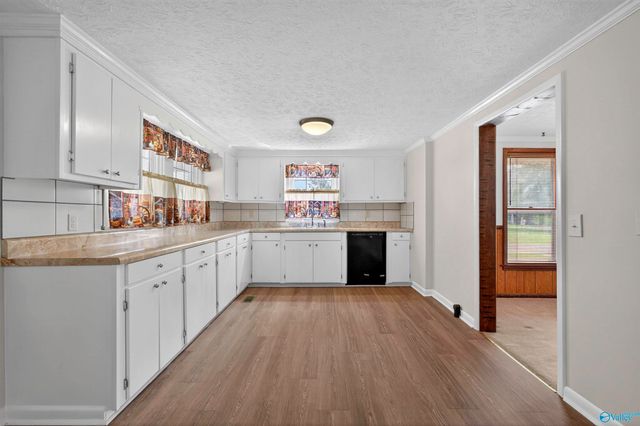 2587 Alfords Bend Road, Hokes Bluff, AL 35903