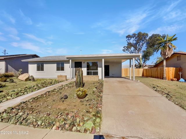 1762 W Calle La Paz, Tucson, AZ 85713