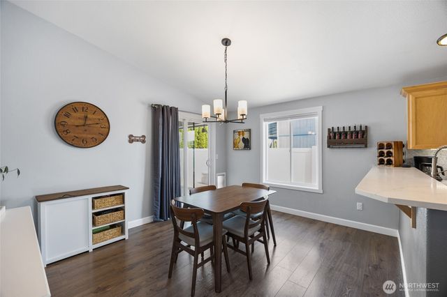 908 W Polo Ridge Drive, Moses Lake, WA 98837