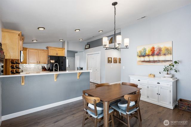 908 W Polo Ridge Drive, Moses Lake, WA 98837