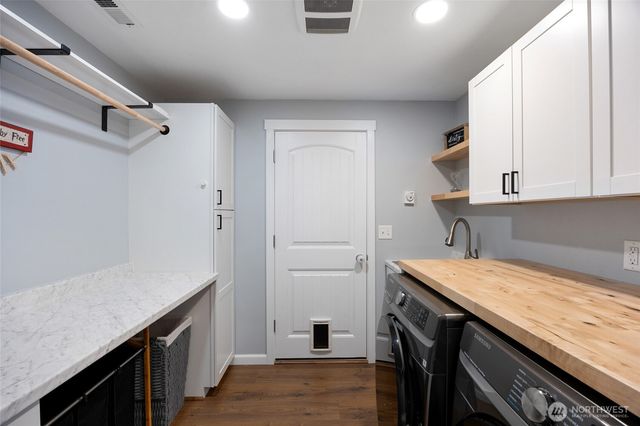 908 W Polo Ridge Drive, Moses Lake, WA 98837