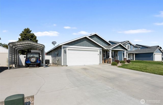 908 W Polo Ridge Drive, Moses Lake, WA 98837