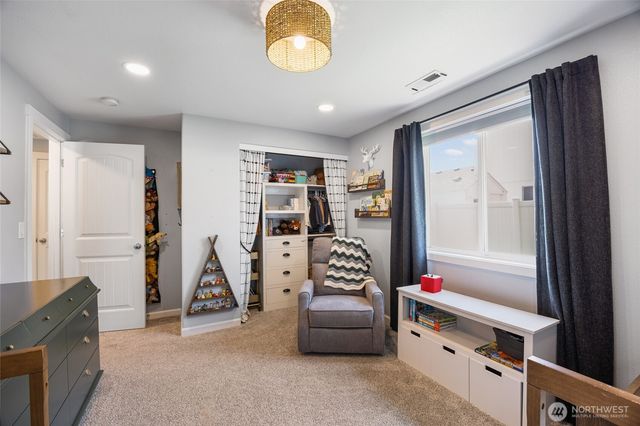 908 W Polo Ridge Drive, Moses Lake, WA 98837