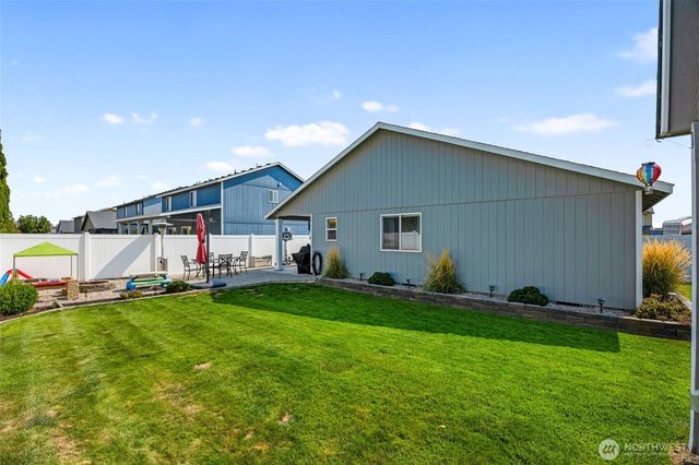 908 W Polo Ridge Drive, Moses Lake, WA 98837