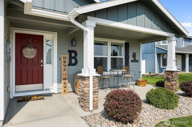 908 W Polo Ridge Drive, Moses Lake, WA 98837