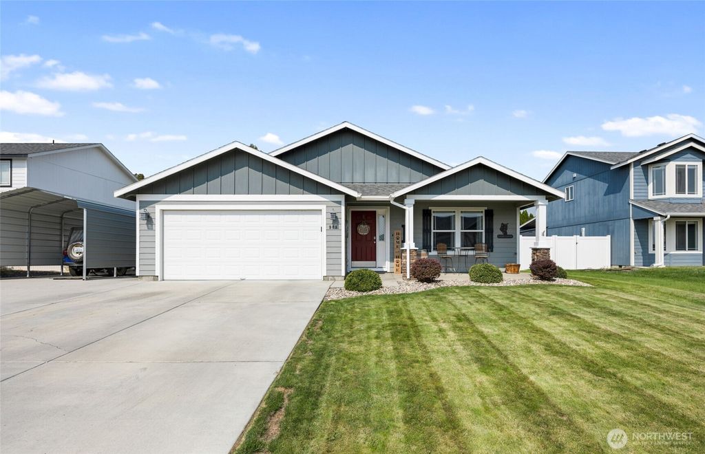 908 W Polo Ridge Drive, Moses Lake, WA 98837